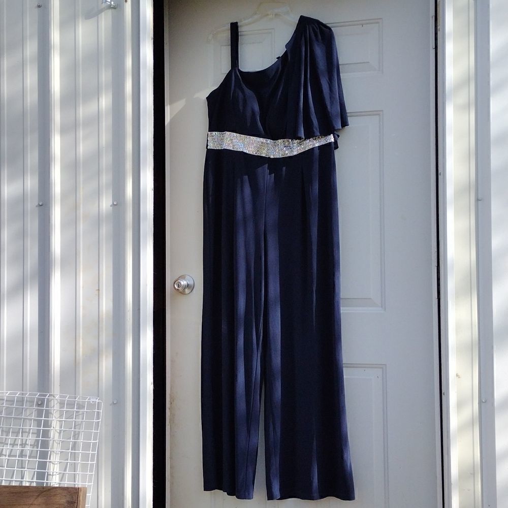 Formal jumpsuit  - Picture 5 of 7